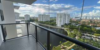 18151 NE 31st Ct Gallery 1