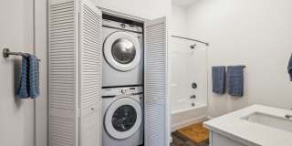 Pullman Modern Urban Apartments Gallery 41