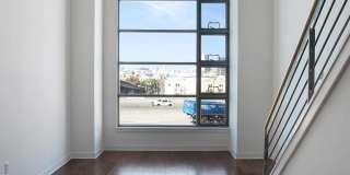 Edgewater Gallery 13