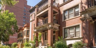 5474-5480 S. Hyde Park Boulevard Gallery 9