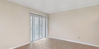 Stone Oak Apartments Gallery 10