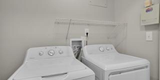 LYNX Gate City Gallery 16