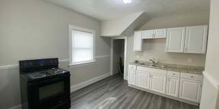 Beautiful Large 5 Bedroom Home Cleveland Gallery 17