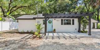 Charming 2BR House in Tampa Gallery 9