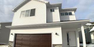 4 Bed 2 Bath Single Family Home Gallery 1