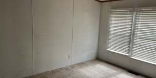 3951 S Mentor Ave Gallery 6