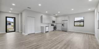 727 Cane Street East Gallery 14
