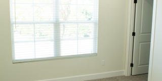 Newer  Townhouse in the heart of West Fork ! Gallery 11