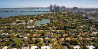 501 NE 51st St Gallery 33