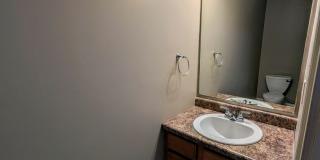 Southside Flats 3 bedroom! Central AC! Washer and Dryer Included! Available 8/21 Gallery 11