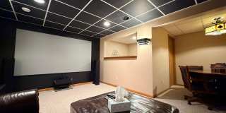 5205 Wabash River Street Gallery 40