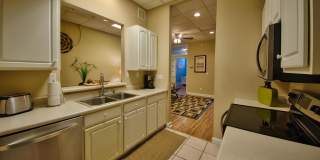 30 N Front Street Gallery 16