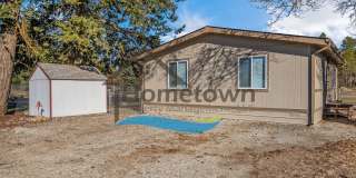 2 Bedroom 1 Bathroom Home with Off-Street Parking Available in Athol! Gallery 1