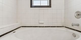 800 IRONWOOD Drive Gallery 25