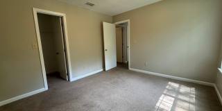 Great 3/2 home with large yard close to everything! Gallery 9