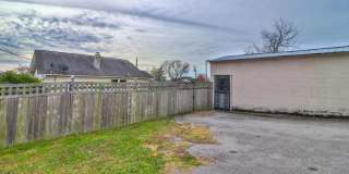 Knoxville 37917 - 3 bedroom, 2 bath Craftsman Home - Contact Ryan Fogarty (865) 333-4840 Gallery 23