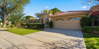 Welcome to this stunning 3-bedroom, 2-bathroom home in the heart of Scottsdale, AZ Welcome to this stunning 3-bedroom, 2-bathroom home in the heart of Scottsdale, AZ Gallery 1
