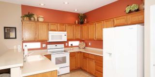 2101 S YELLOW WOOD Drive Gallery 13