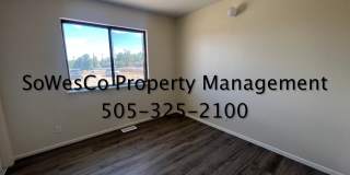 Newly Remodeled 3 Bed 2 Bath Home Gallery 9