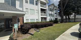 1231 Ladys Island Drive - 1Unit 211 Riverclub Gallery 2