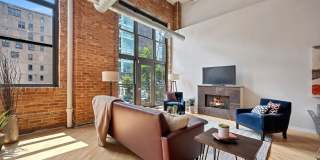 203 S SANGAMON Street Gallery 5