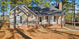 Move-In Ready Ranch with Modern Touches Gallery 1