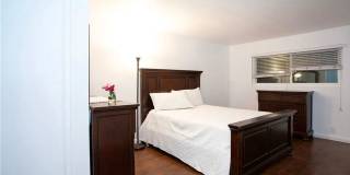 Furnished Top-Floor West LA Townhome Near Sawtelle and UCLA Gallery 20