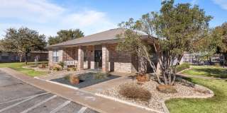 Encino Park Apartments Gallery 15