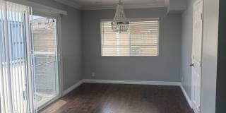 AWESOME 4 BEDROOM 3 BATH HOME AWESOME 4 BEDROOM 3 BATH HOME Gallery 5