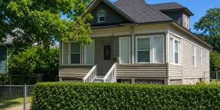 1011 East Augusta Avenue Gallery 1
