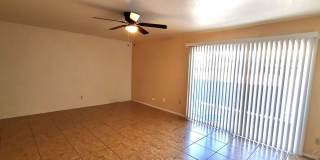 AFFORDABLE 3 BEDROOM, 2.5 BATH TOWNHOME IN THE HEART OF TEMPE! Gallery 7