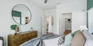 Maggie Flats Gallery 66