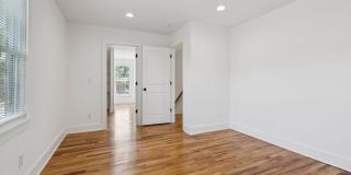 Beautifully Remodeled Home Just Minutes From Downtown Nashville Gallery 38