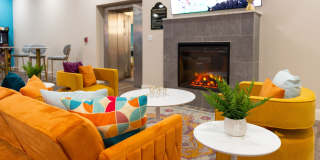 The Residence at 1000 Elm Gallery 60