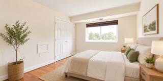 2026 Move-In Special – $500 LEASE SIGNING BONUS!! Spacious 2-Bedroom Condo in Southeast DC – In-Unit Laundry & Off-Street Parking!! Gallery 9