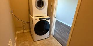 3bd/2.25ba Lake Forest Park Townhome Gallery 16