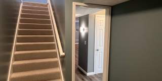 Now Available! Gorgeous Walkout Basement Home with a Pool, Ozark Gallery 20