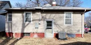 2 bedroom home in great neighborhood Gallery 15