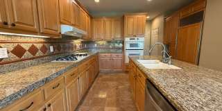 3 bedroom Serrano home with view Gallery 1