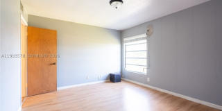 430 Commodore Dr Gallery 6