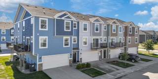 2513 Northwest Penny Lane Gallery 1