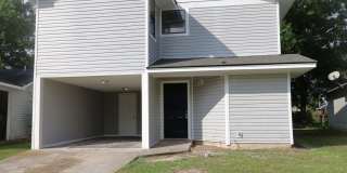 2820 Kirkwood Circle Gallery 1