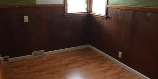 3 Bedroom, 1 Bath Single Family Home located at 700 Kern St Waterloo, IA Gallery 7