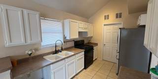 WEST SIDE HOME FOR RENT Gallery 14
