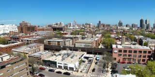 1014 W George Street Gallery 38