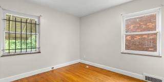 11110 Wayburn Street Gallery 13