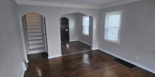 4 Bed 1 Bath Gallery 22