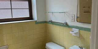 5424 Fifth Avenue Gallery 244