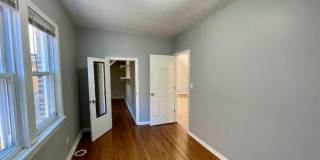 4139 N Western Gallery 5
