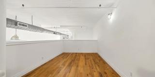 689 Myrtle Ave Gallery 4